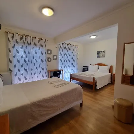 Residencia Salva-vidas Bed & Breakfast *