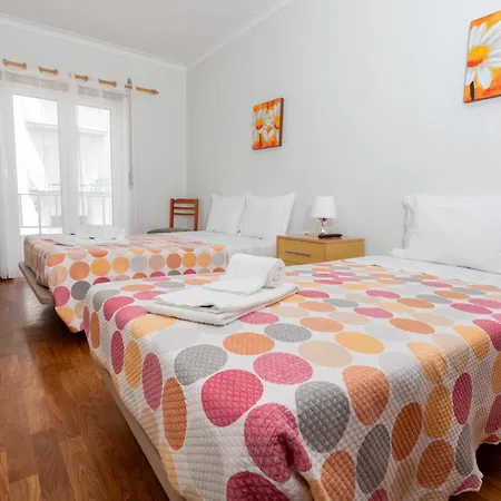 Residencia Salva-vidas Bed & Breakfast *