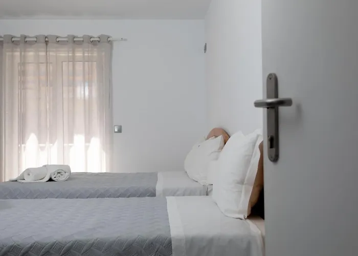 Residencia Salva-vidas 3*